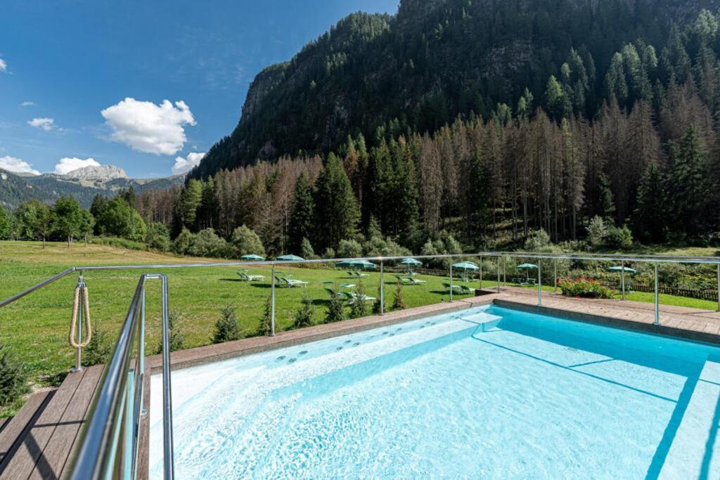 Hotel Diamant Park Campitello di Fassa Eksteriør bilde